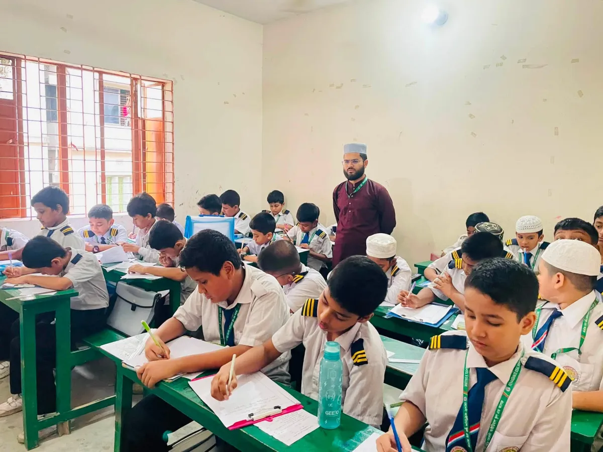 বিদ্যালয়ে ১ম মডেল বৃত্তি পরীক্ষা ২০২৬ সুষ্ঠুভাবে অনুষ্ঠিত হচ্ছে